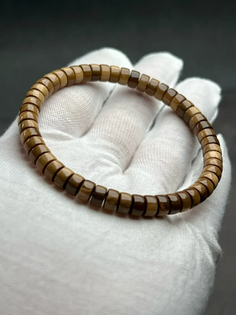 Mammoth ivory 14