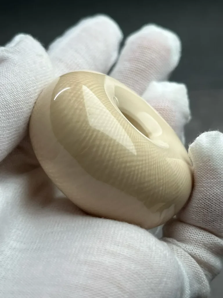 Mammoth ivory 21